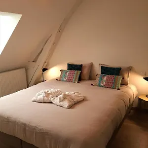 Le Feneau Avec Jacuzzi Creuzier-le-Neuf